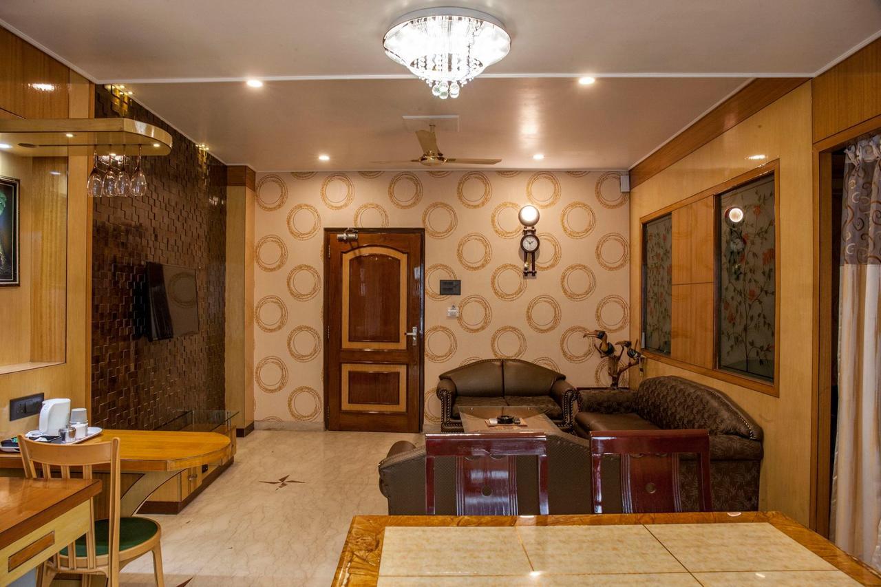 Hotel Welcome Palace Αγκαρτάλα Εξωτερικό φωτογραφία