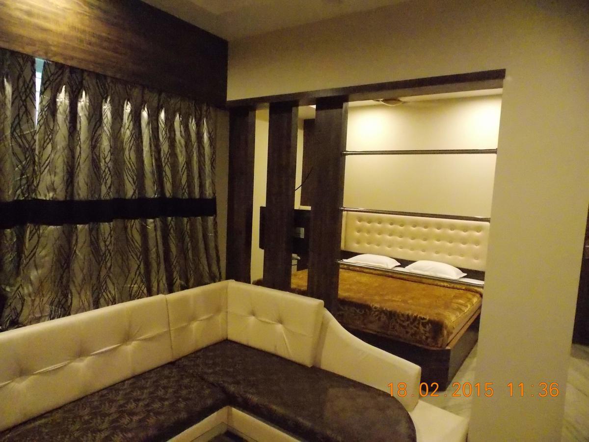 Hotel Welcome Palace Αγκαρτάλα Δωμάτιο φωτογραφία